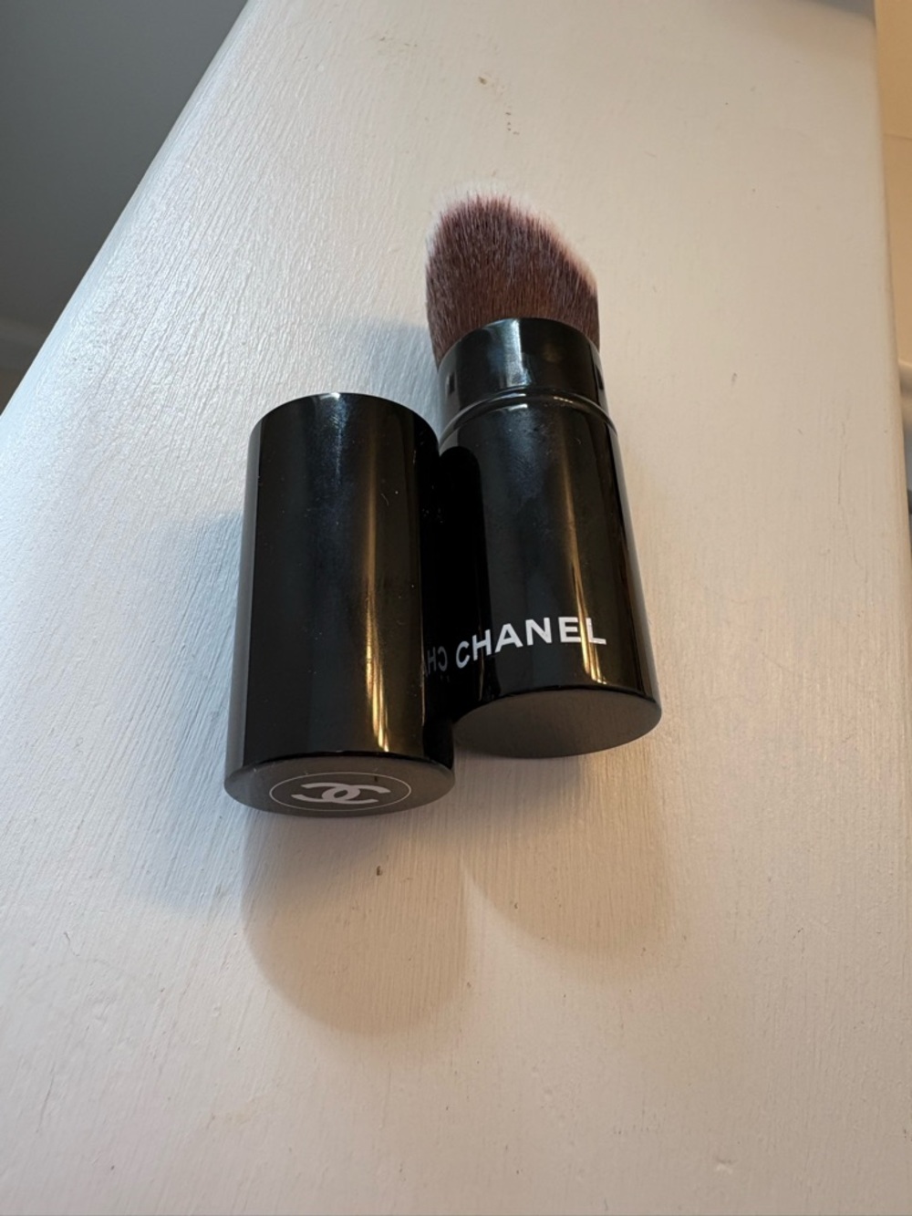 CHANEL Black Retractable Brush with Brown Bristles